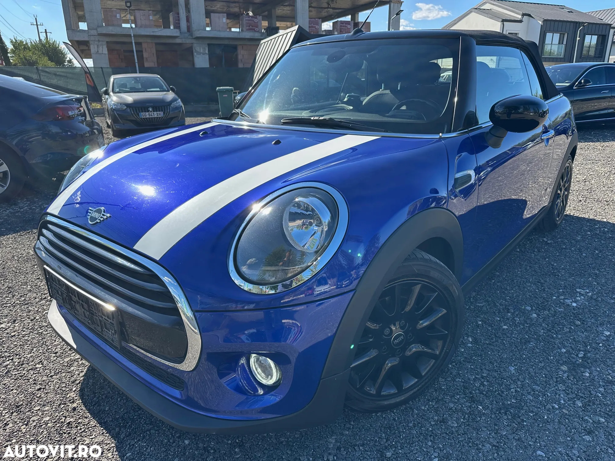 Mini Cooper Cabrio Aut. Essential Trim - 3