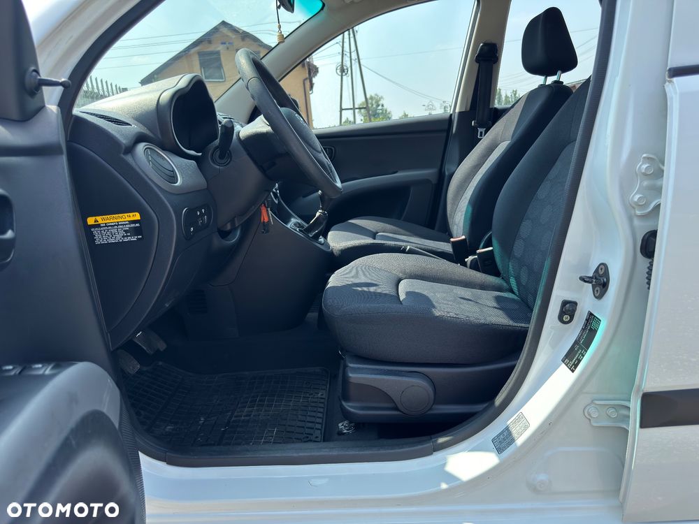 Hyundai i10 - 17