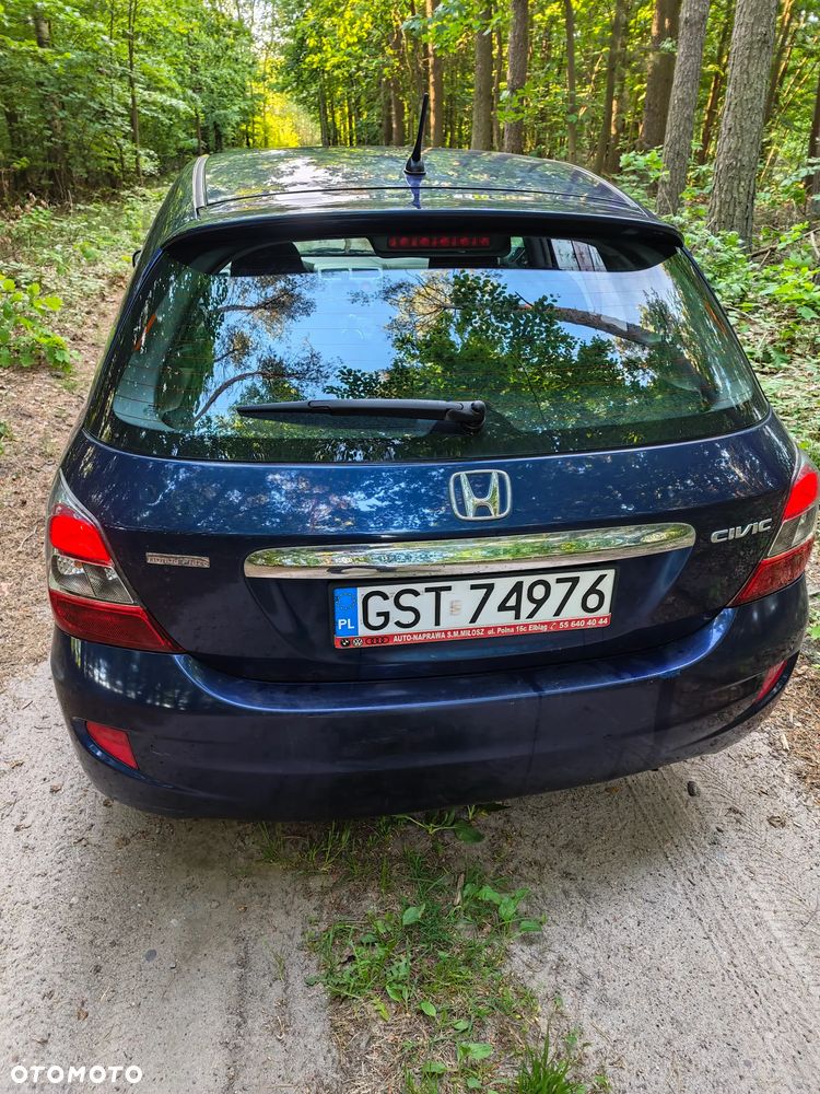 Honda Civic 1.4i S - 2