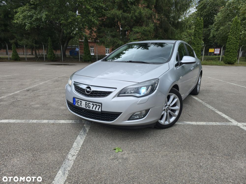 Opel Astra - 11