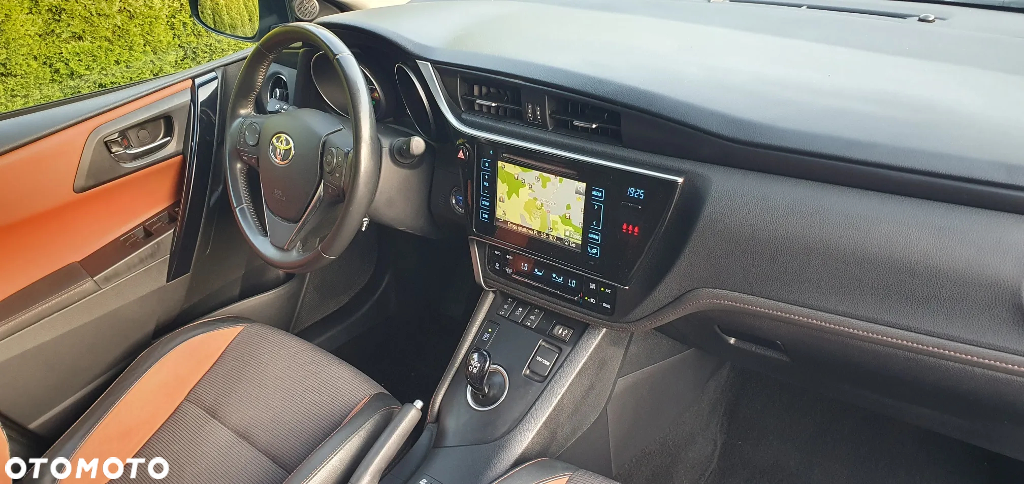 Toyota Auris - 31