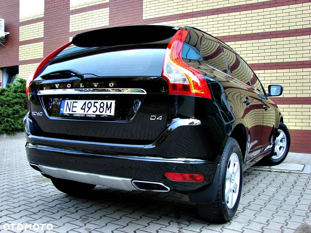 Volvo XC 60 D4 Geartronic Momentum Pro - 14