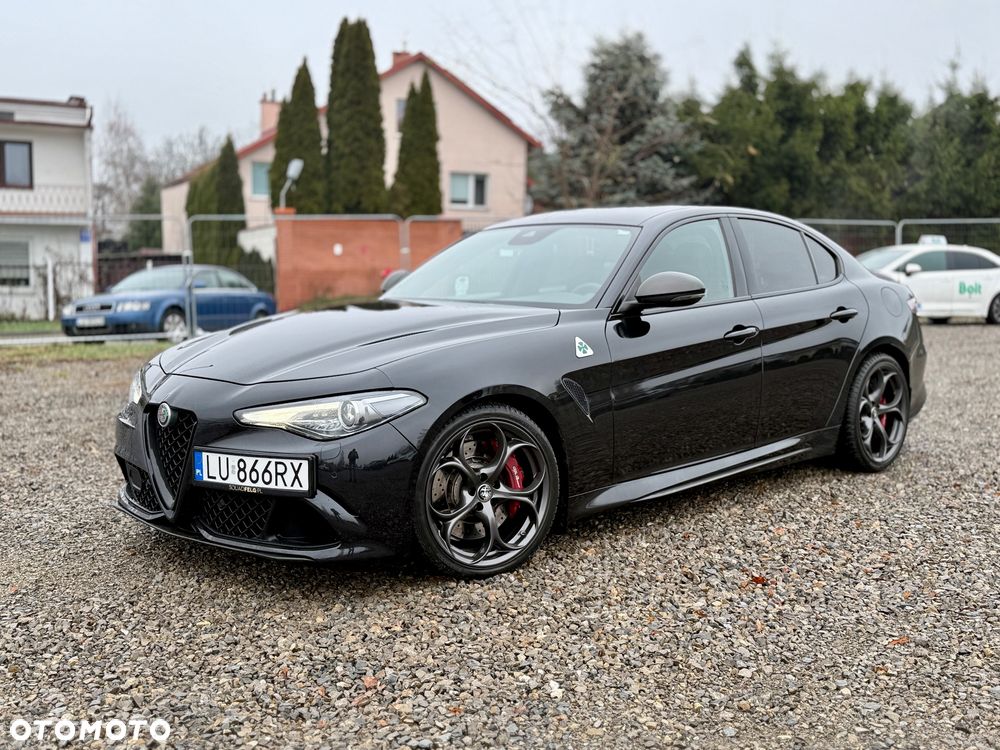 Alfa Romeo Giulia 2.9 V6 Bi-Turbo AT8 Quadrifoglio - 2