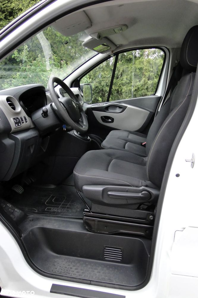 Renault Trafic - 8