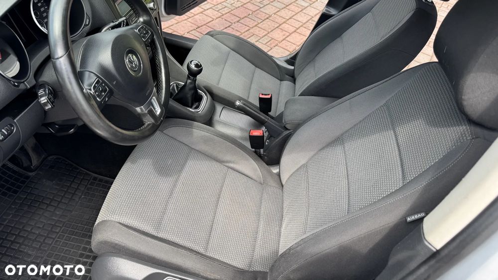 Volkswagen Golf 1.6 Edition - 30