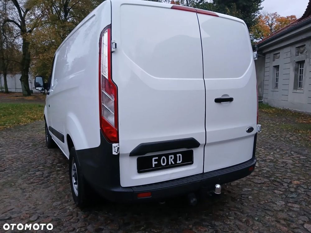 Ford TRANSIT CUSTOM - 5