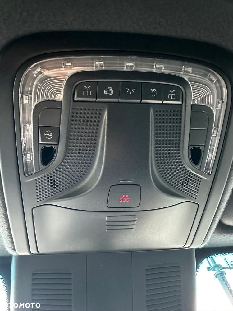 Mercedes-Benz Sprinter - 24