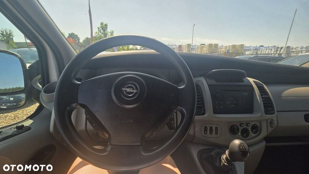 Opel Vivaro - 14