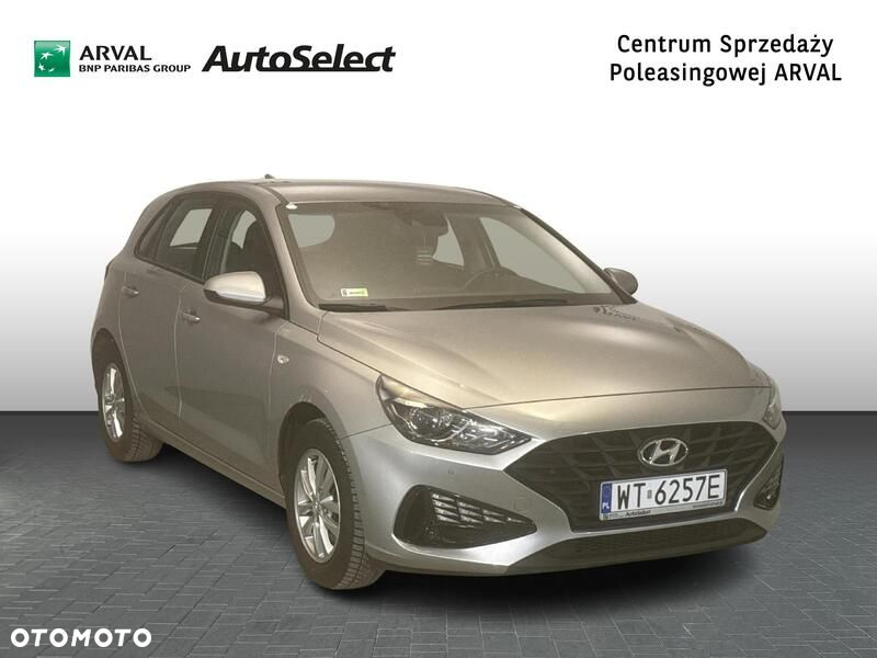 Hyundai i30 1.5 DPI Classic + - 8