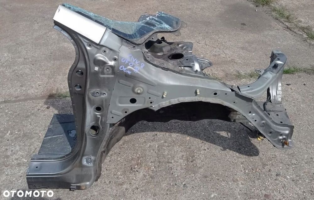 HONDA CIVIC VIII UFO 06R ĆWIARTKA PODŁUŻNICA PRAWY PRZÓD