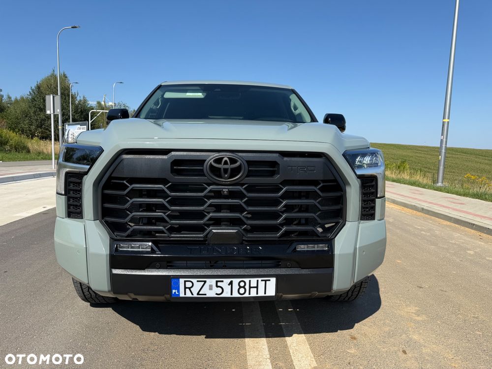 Toyota Tundra - 14