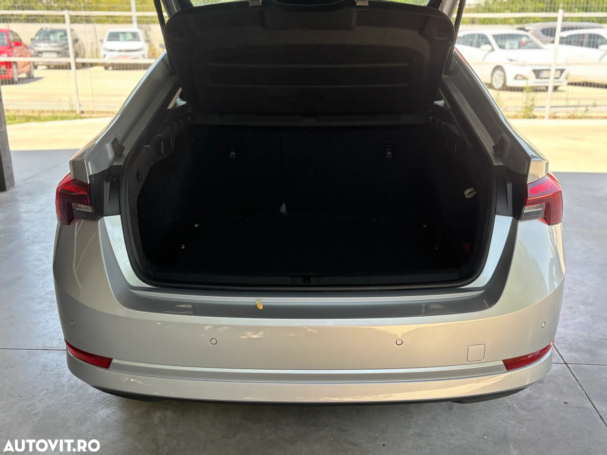 Skoda Octavia 2.0 TDI Ambition - 11