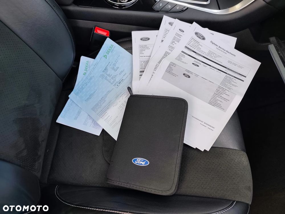 Ford S-Max 2.0 EcoBoost Titanium - 34