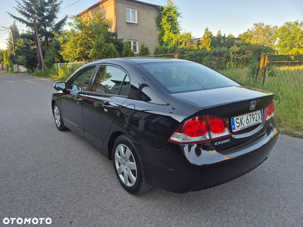 Honda Civic - 9