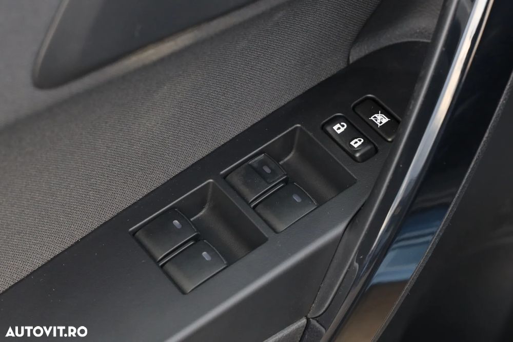 Toyota Auris 1.8 VVT-i Hybrid Automatik Design Edition - 22