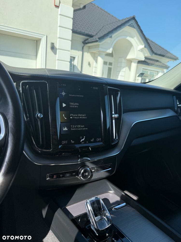 Volvo XC 60 B5 D AWD Inscription - 8