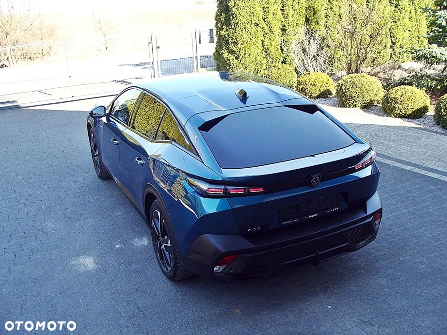 Peugeot 408 1.6 Plug-In Hybrid 225 Allure Pack EAT8 - 32