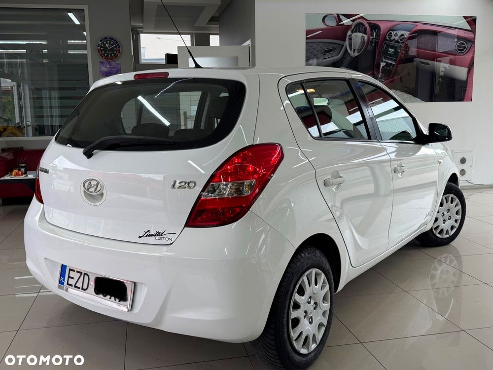 Hyundai i20 1.2 Classic + - 3