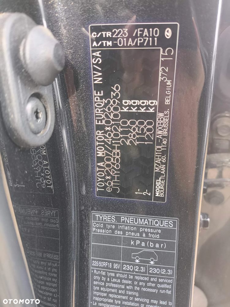 Lexus UX 250h Elegance 2WD - 9