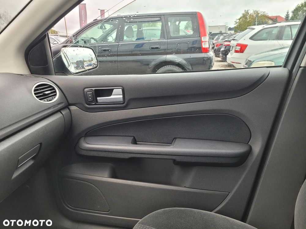 Ford Focus - 13
