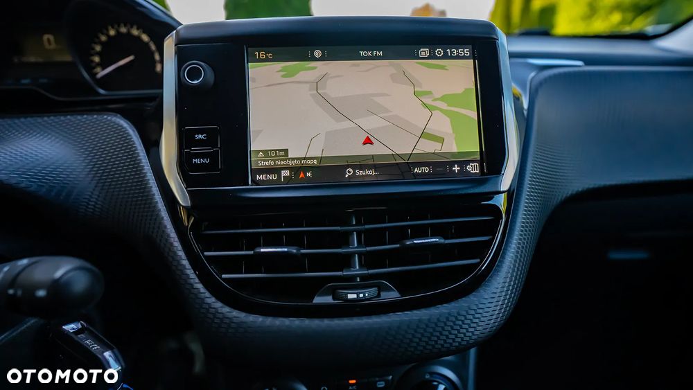Peugeot 2008 1.2 Pure Tech Style EU6 - 33