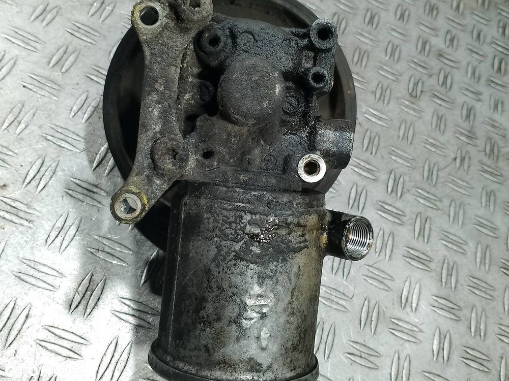 POMPA WSPOMAGANIA MERCEDES-BENZ W124 2104660001 2.3 B - 2