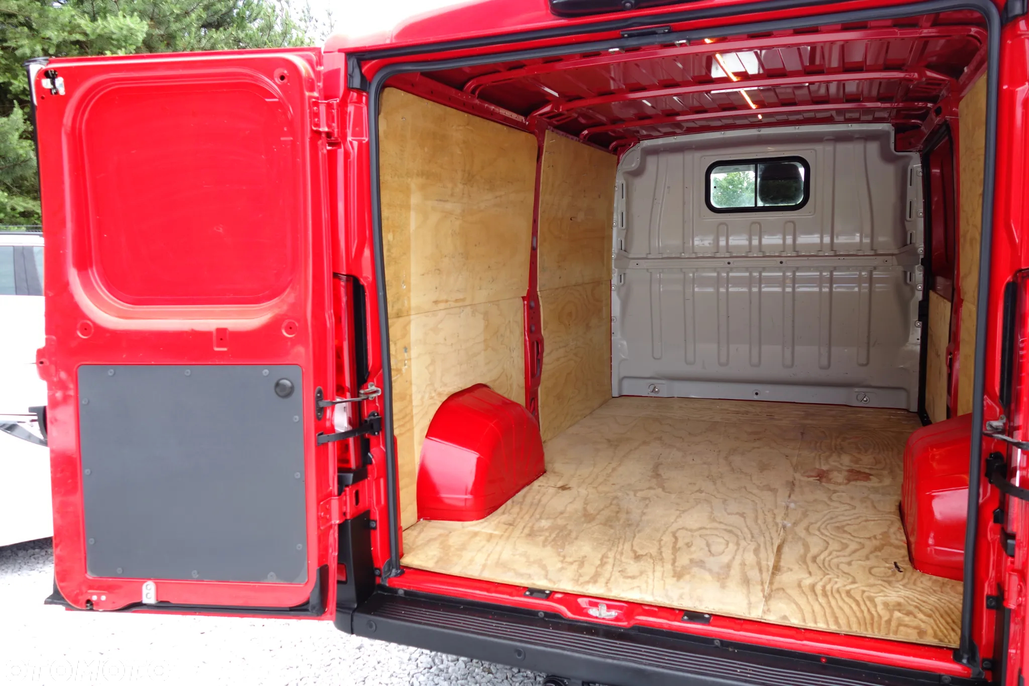 Peugeot Boxer 2.2 Bluehdi 120 KM  L2H1  Kamera  Klima Webasto - 9