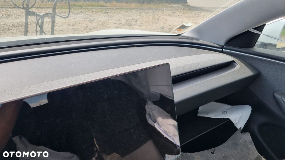 Tesla Model 3 Standard Hinterradantrieb - 24