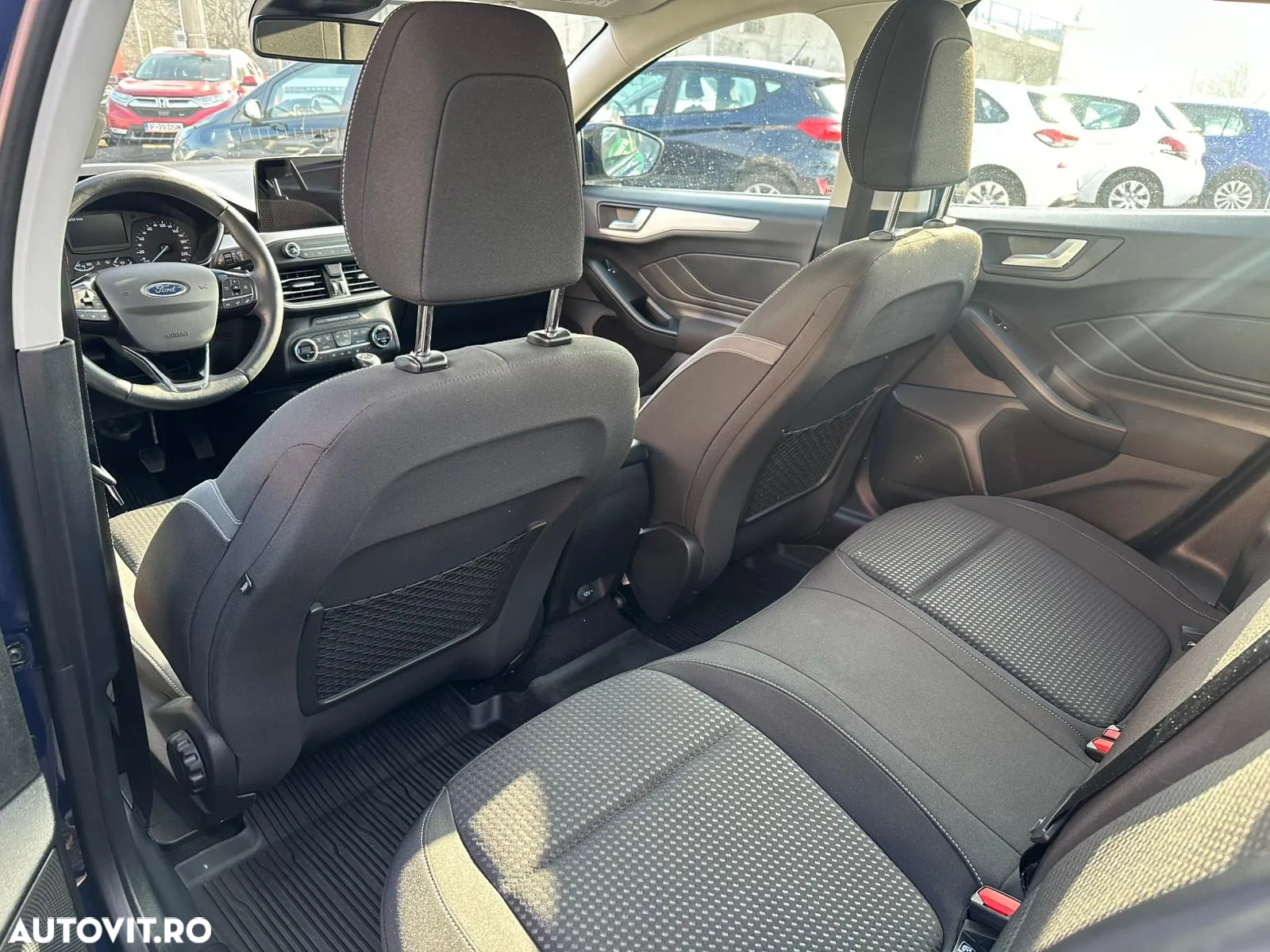 Ford Focus 1.0 EcoBoost Trend - 8