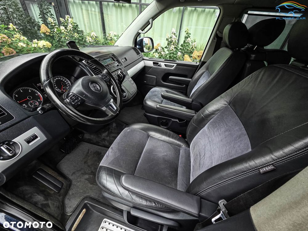 Volkswagen Multivan - 14