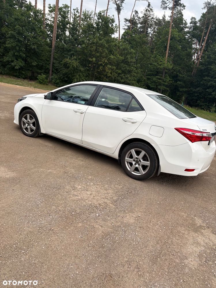 Toyota Corolla 1.4 D-4D Premium - 12