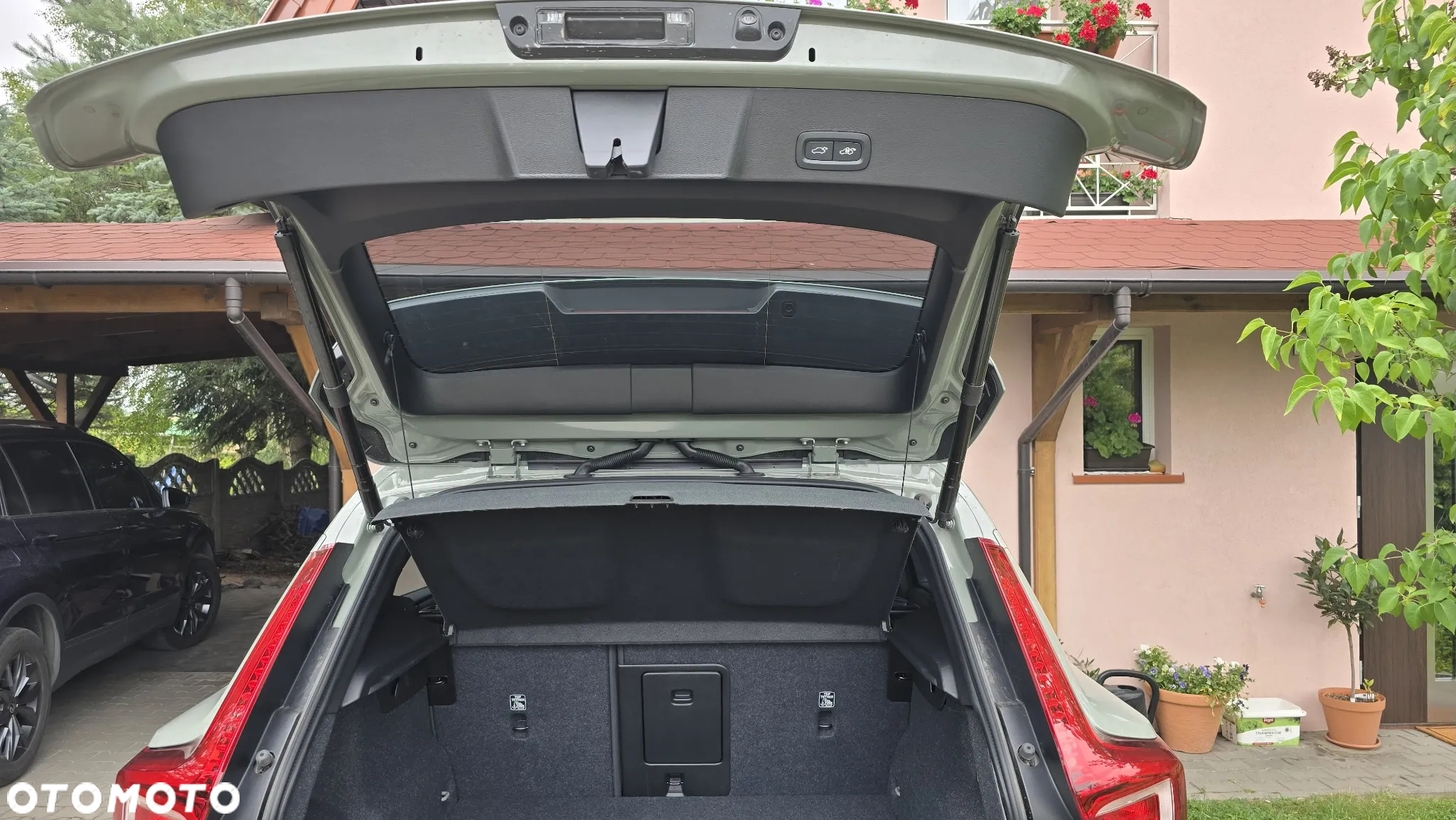 Volvo XC 40 B5 B AWD Ultimate Dark - 16