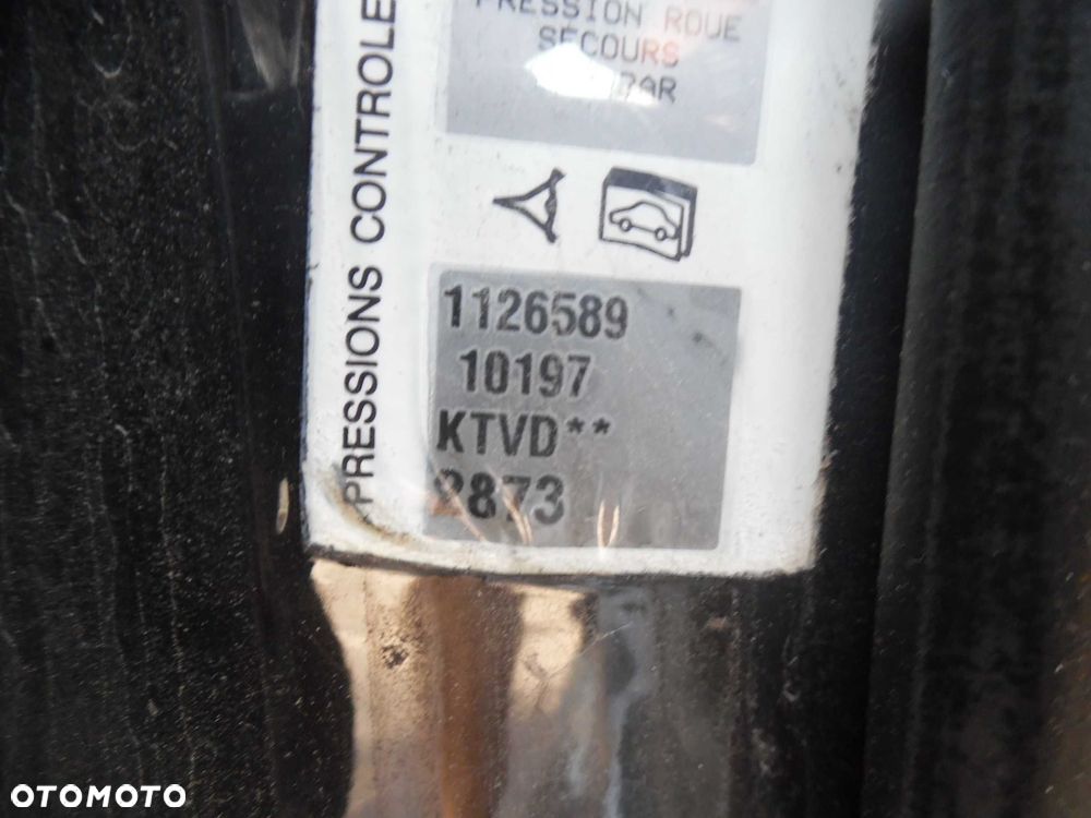 Peugeot 308 / 1.6 VTi /  2008r. / 120kM / na części - 6