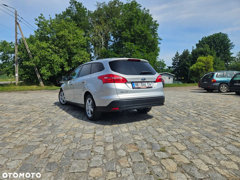 Ford Focus 1.5 EcoBlue STart-Stopp-System TITANIUM X - 6