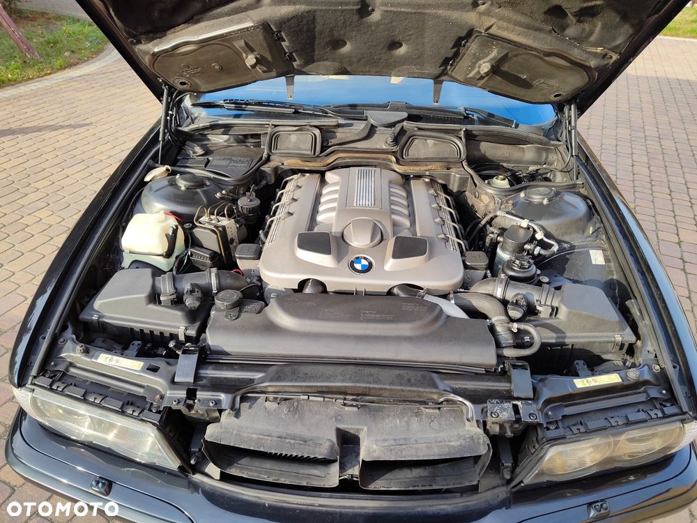 BMW Seria 7 740d - 6
