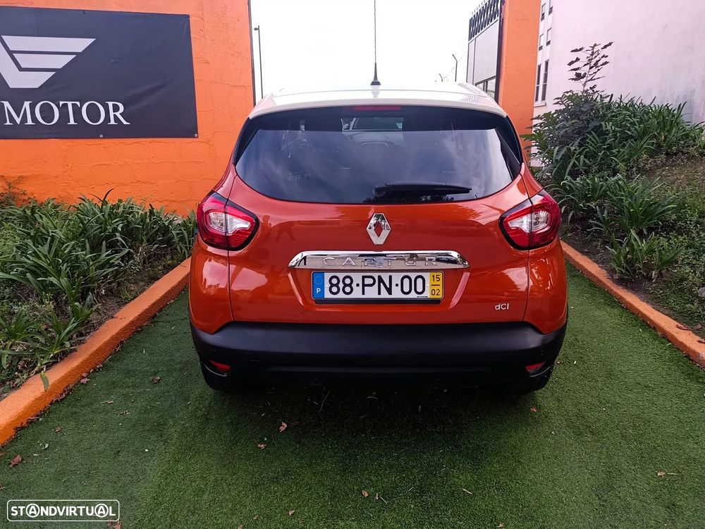 Renault Captur - 16