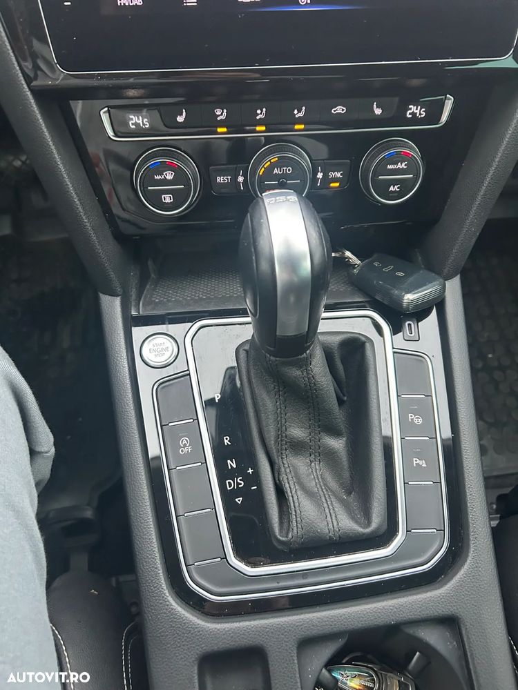 Volkswagen Passat Variant 2.0 TDI DSG (BlueMotion Technology) Trendline - 28