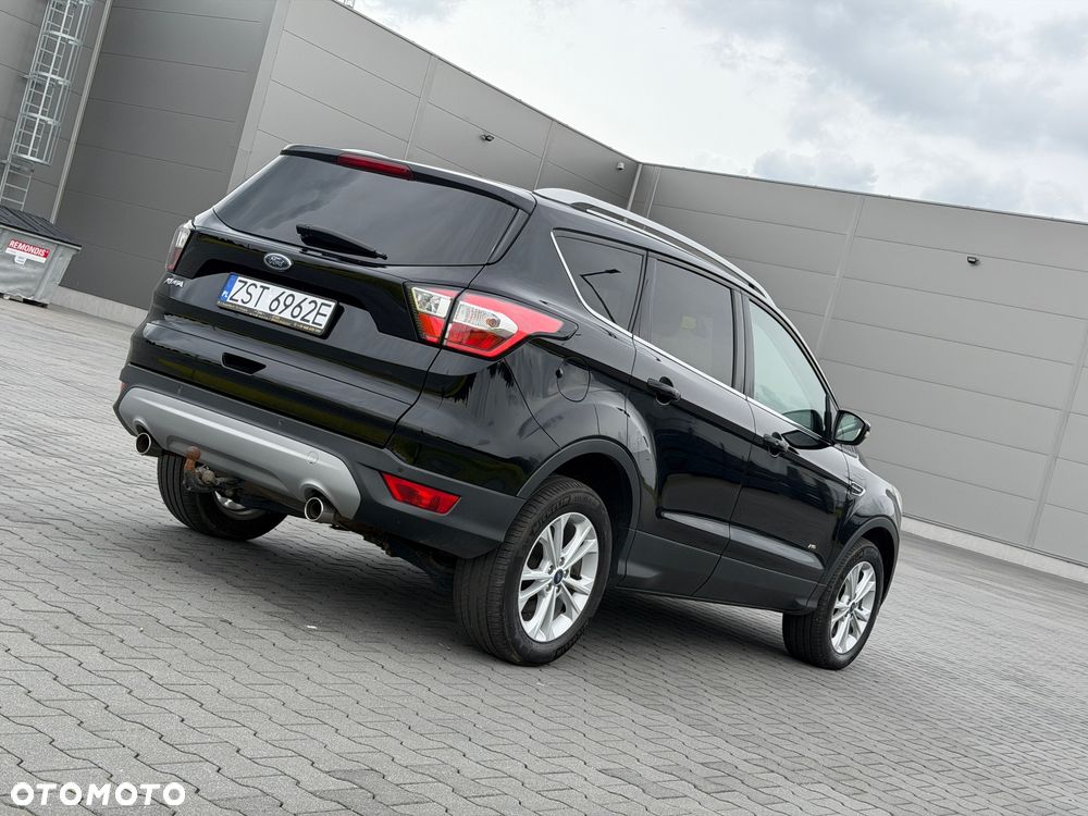 Ford Kuga - 4