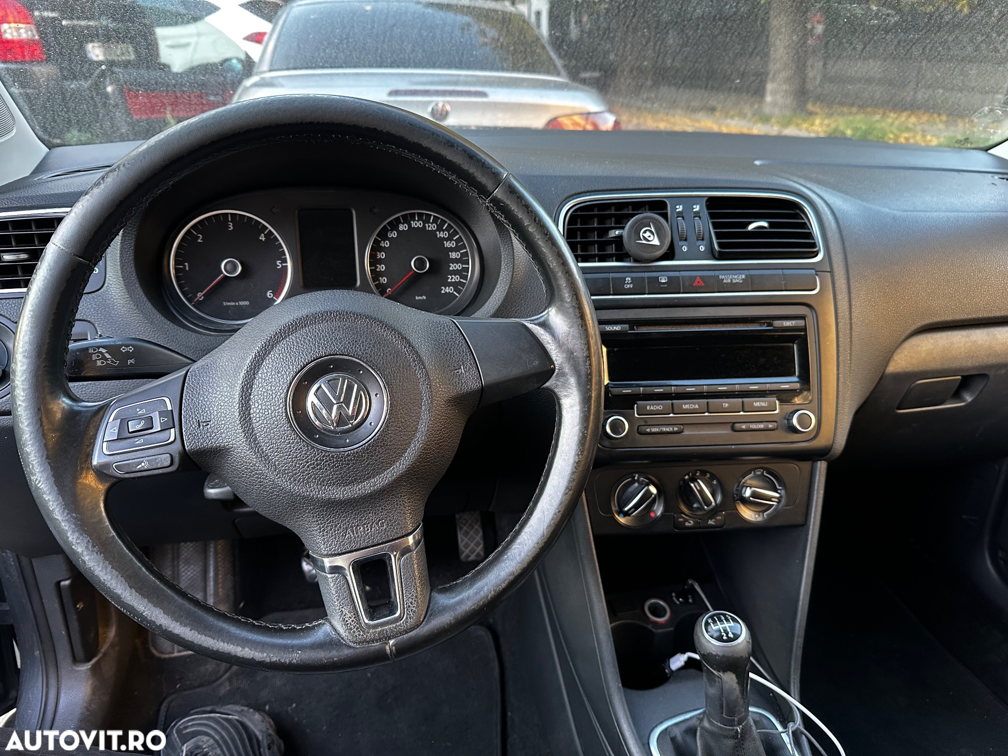 Volkswagen Polo - 6