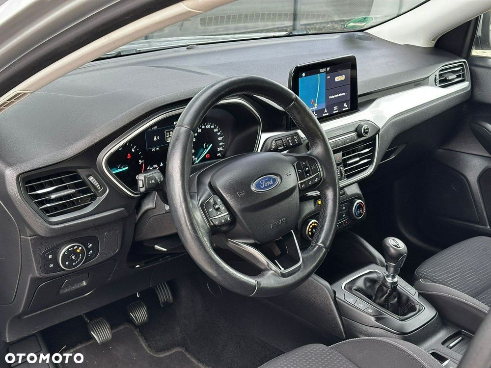 Ford Focus - 12