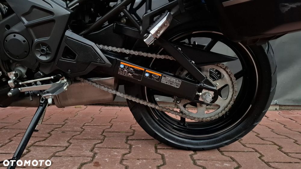 Kawasaki Versys 650 - 10