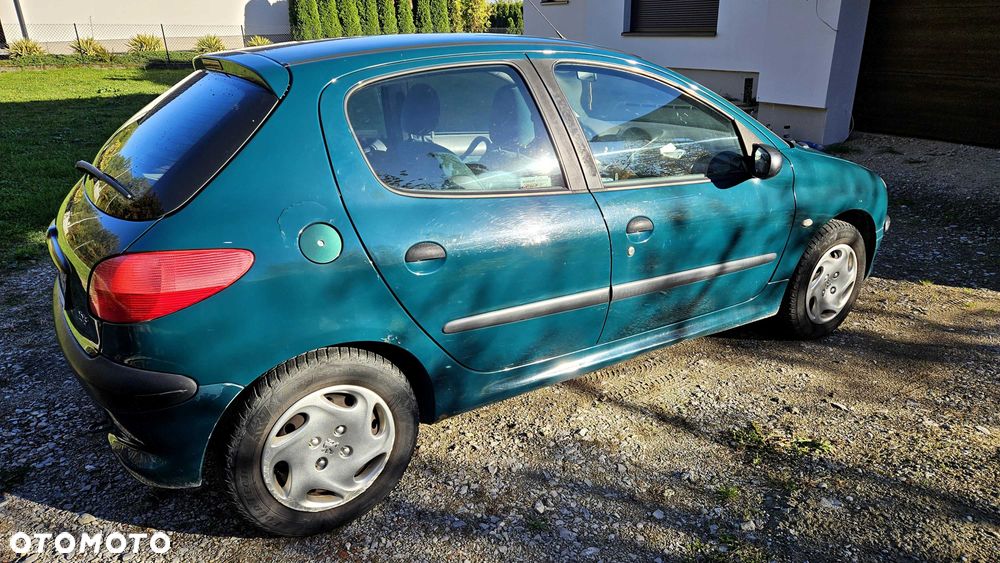 Peugeot 206