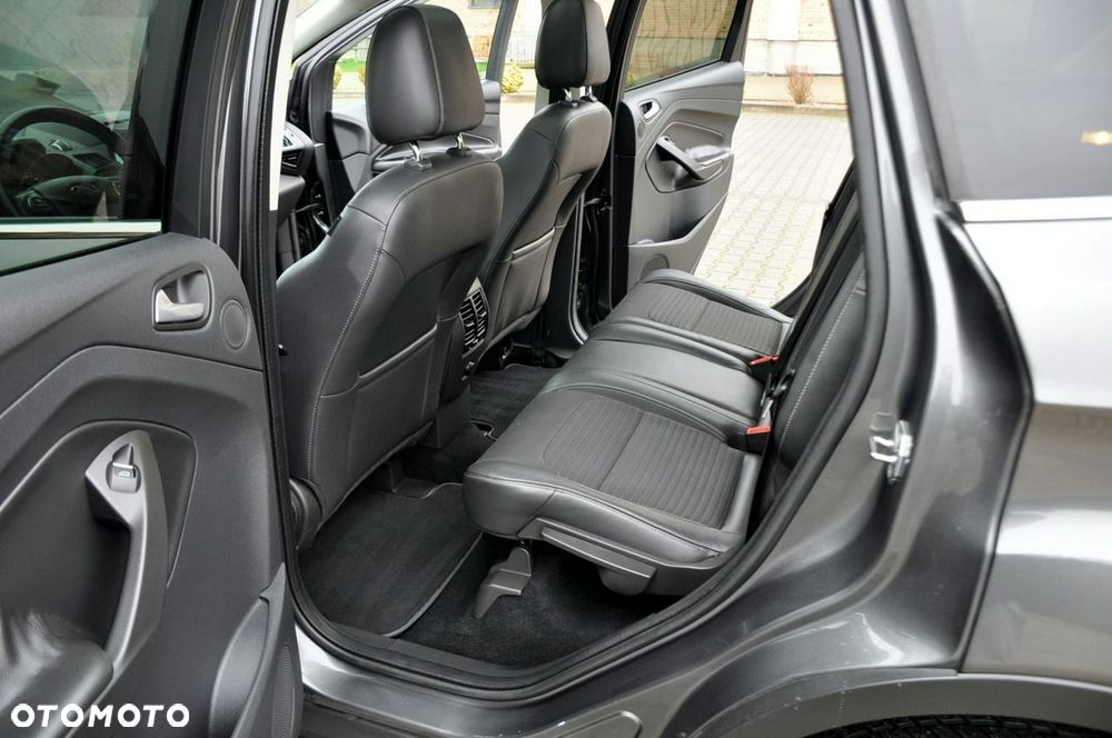 Ford Kuga - 19