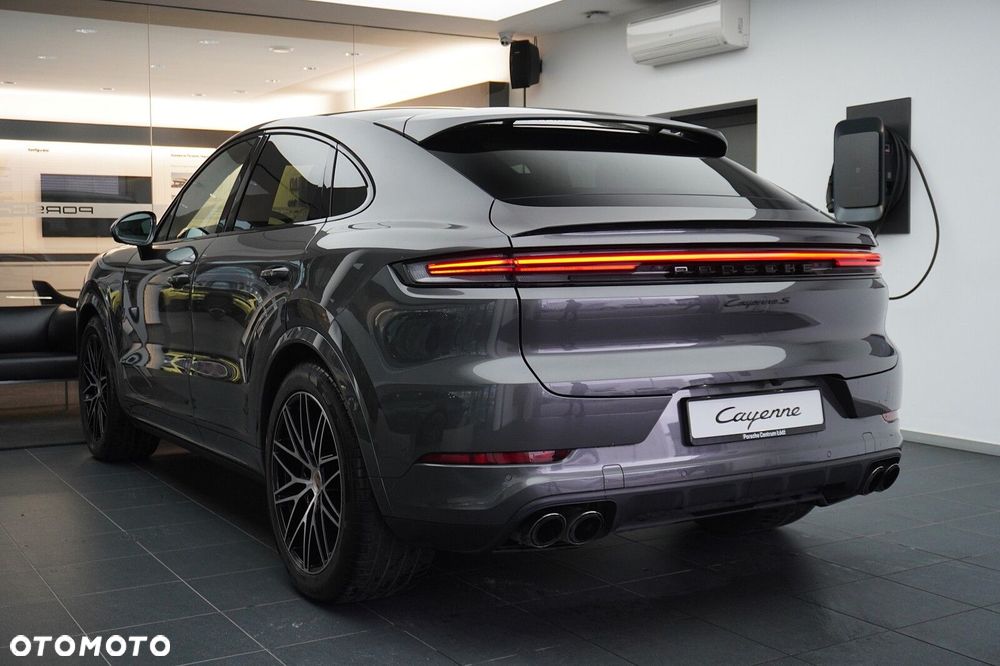 Porsche Cayenne - 6