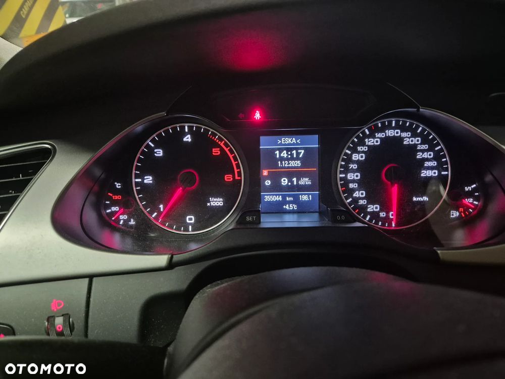 Audi A4 Avant 2.0 TDI - 7