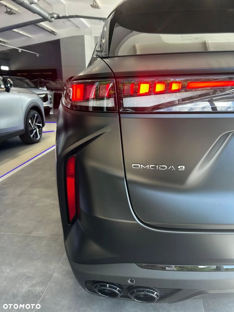 Omoda 9 1.5 Super Hybrid Exclusive AWD - 8