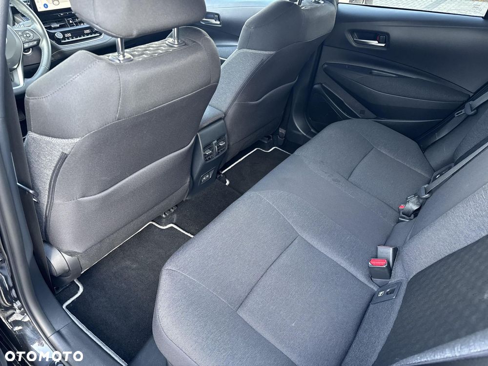 Toyota Corolla 1.8 Hybrid Style - 11