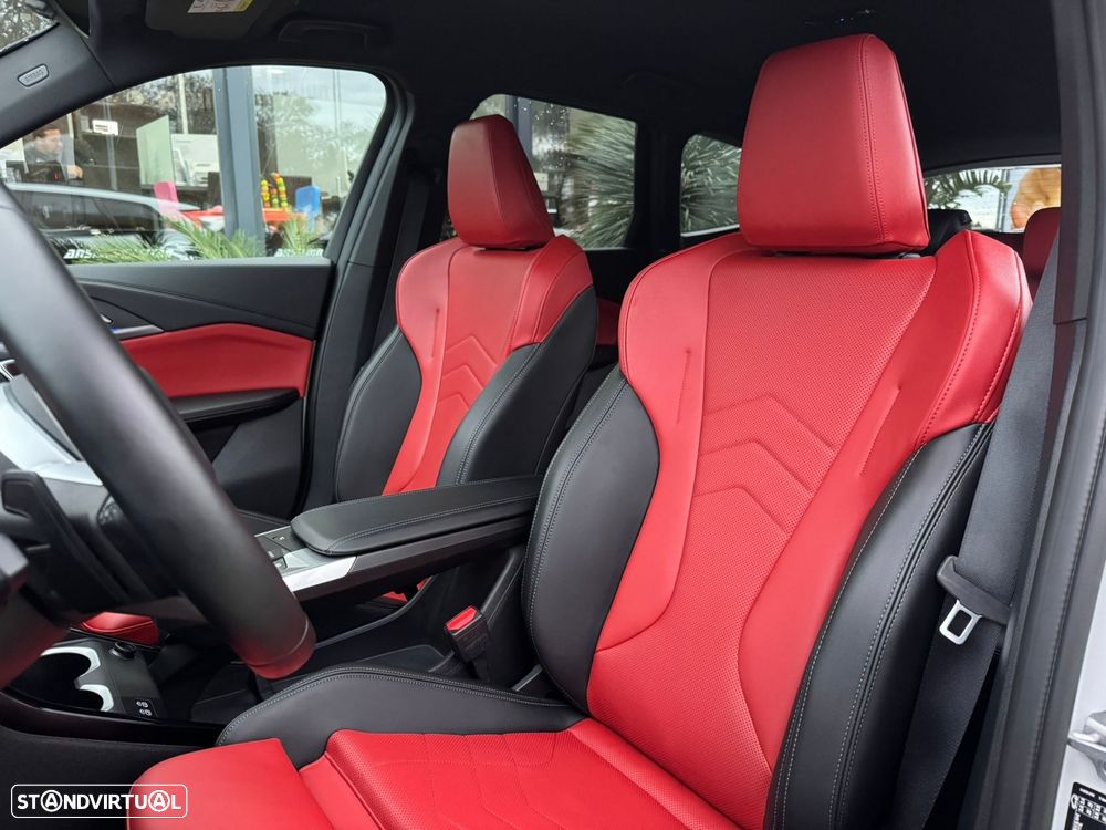 BMW X1 sDrive18d Pack Desportivo M - 17