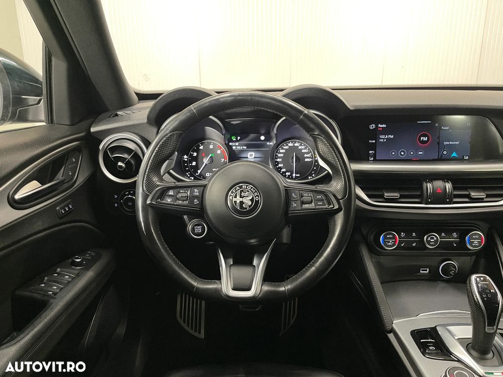 Alfa Romeo Stelvio 2.0 Turbo AWD AT8 Veloce - 7