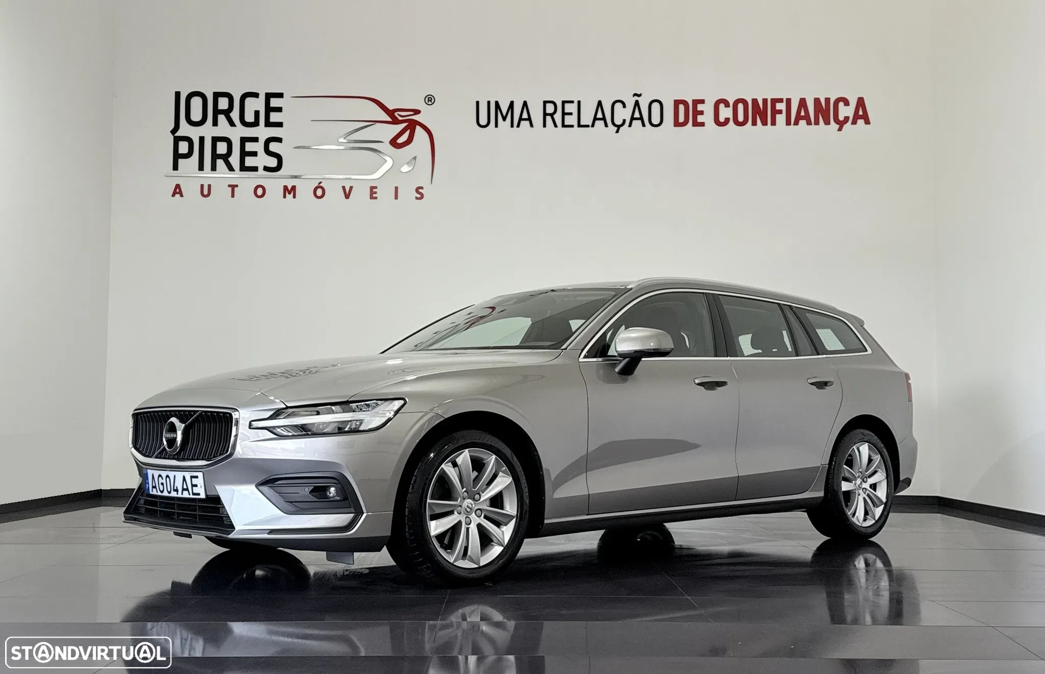 Volvo V60 2.0 B4 Momentum Geartronic - 9